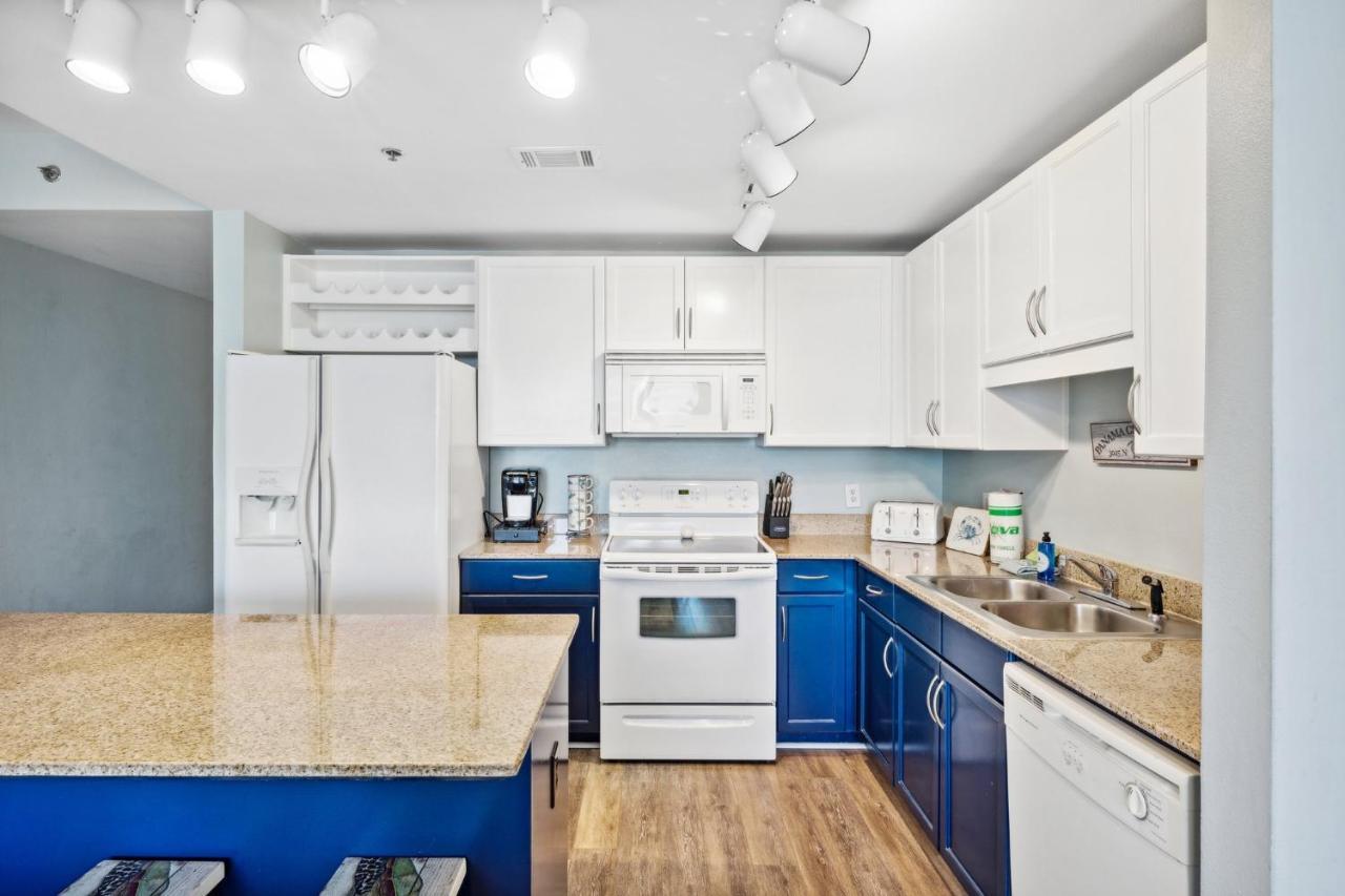 King N Coffee At Laketown Wharf #511 By Nautical Holiday home