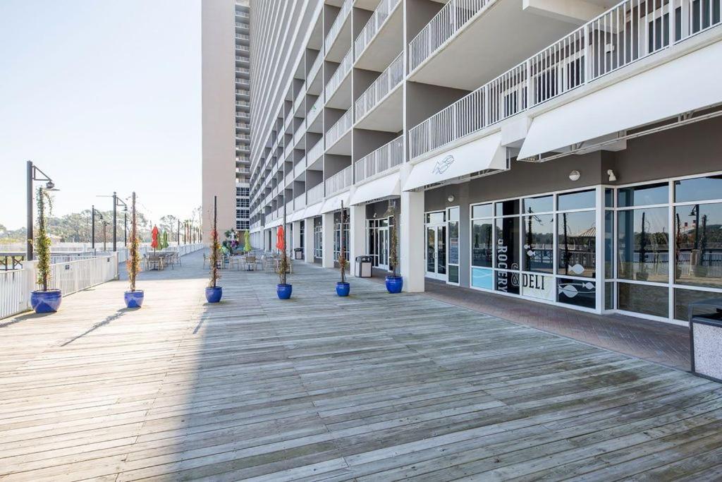 Holiday home King N Coffee At Laketown Wharf #511 By Nautical *